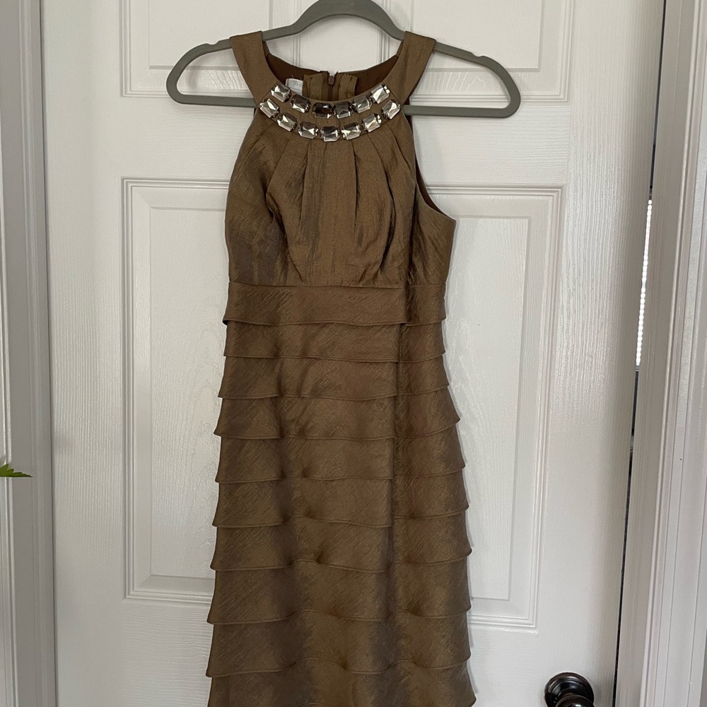 Elegant Brown Sleeveless Dress